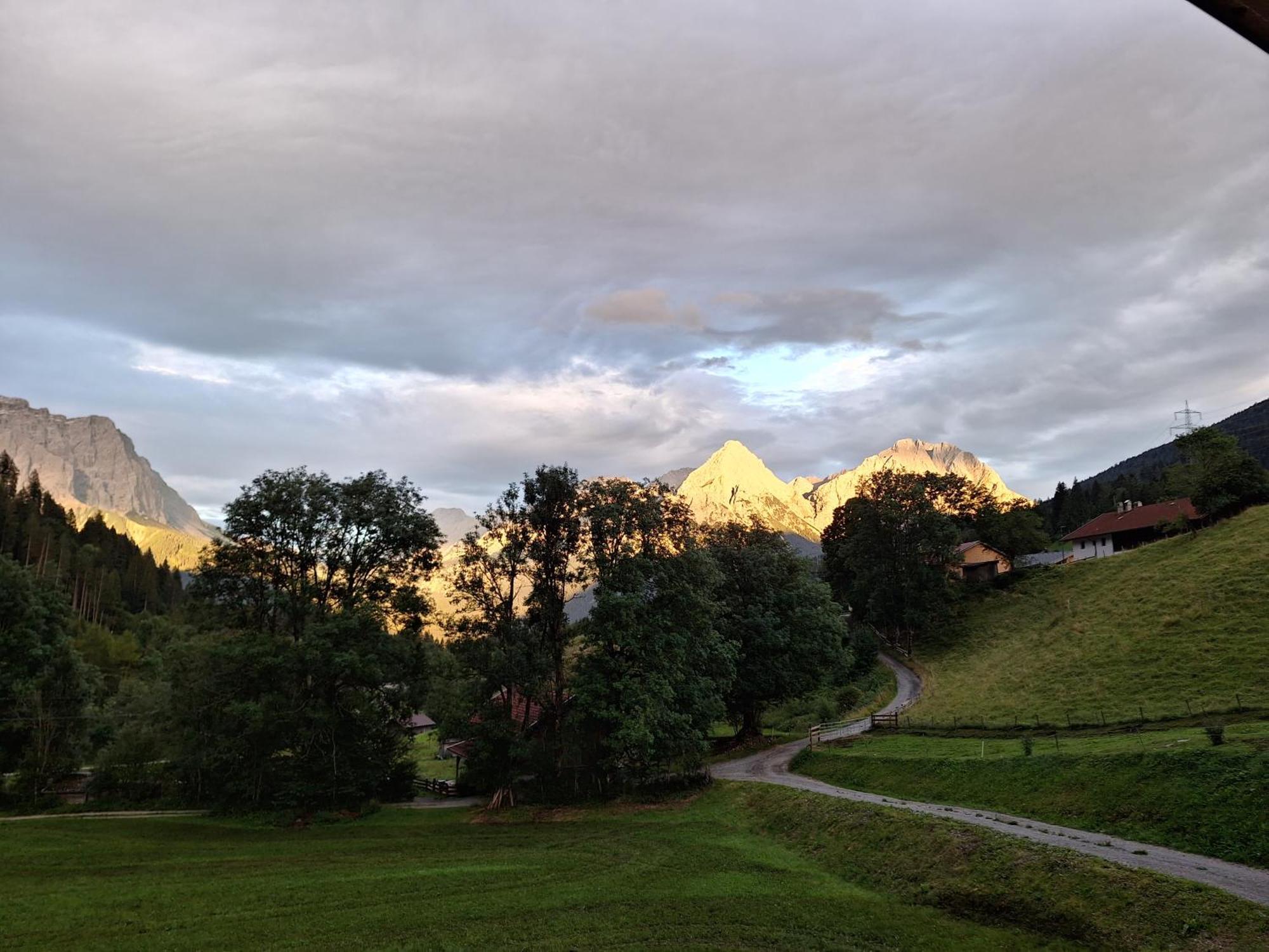 Motthof Lägenhet Lermoos Exteriör bild